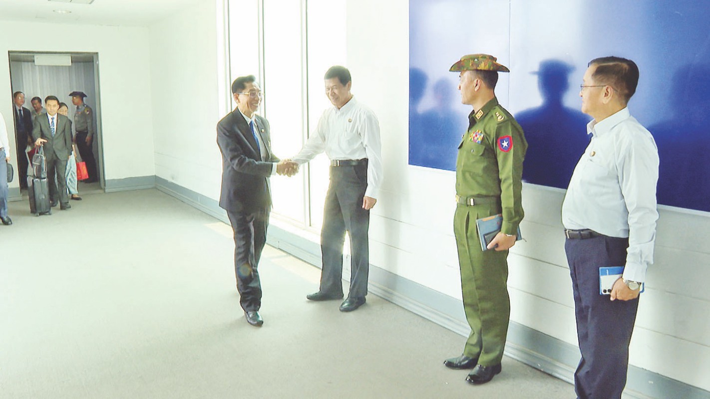 出访俄中成果显著：缅甸获长期石油供应保障协议