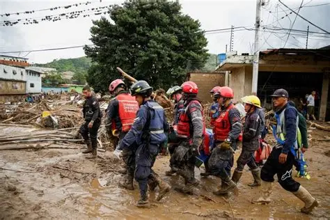 南美委内瑞拉国家大地震死亡人数已有2,900多人
