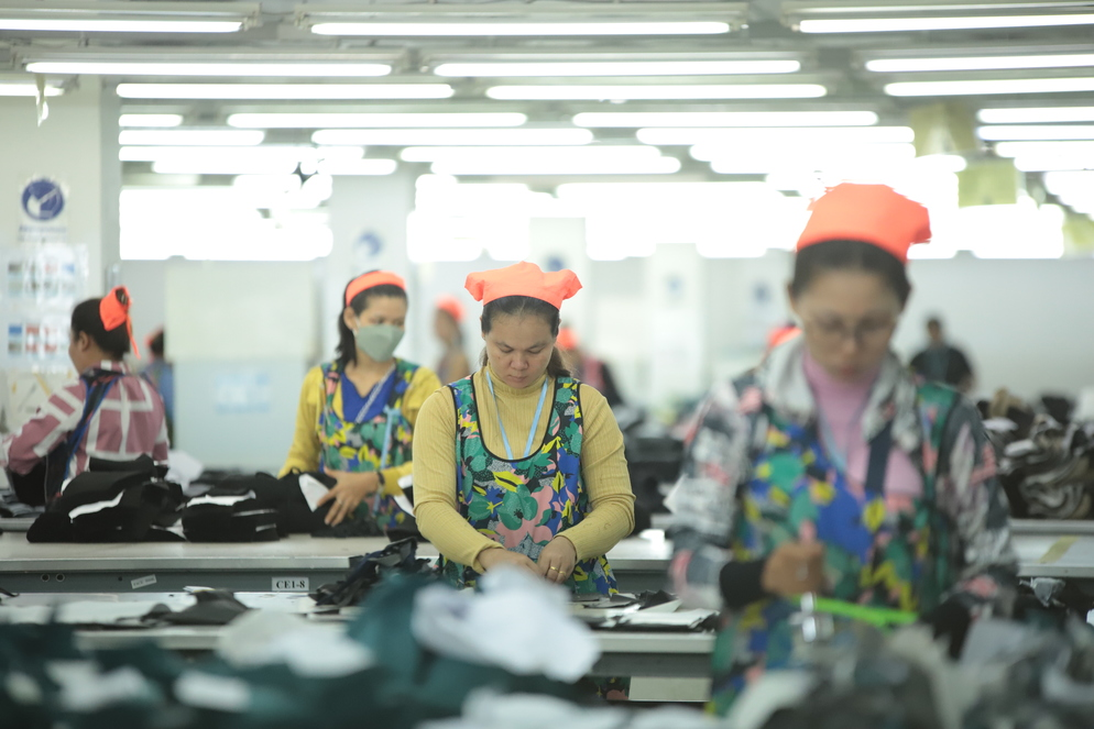 柬埔寨国家今年头8个月纺织品及旅行用品出口达到117.6亿美元